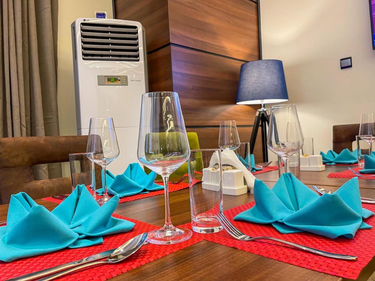 Omedel Luxury Hotel Enugu Kültér fotó
